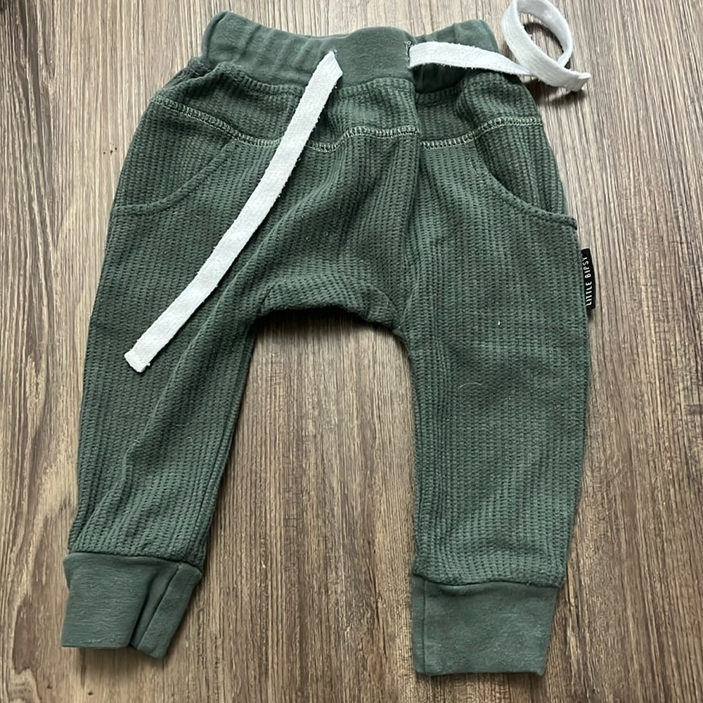 Little Bipsy 12-18 waffle joggers